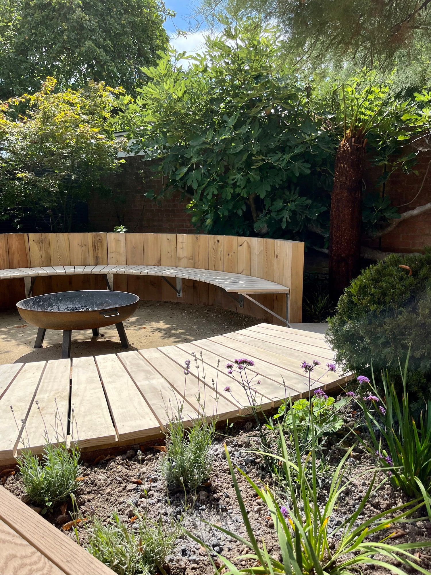 Portswood garden by Your Gardens — photograph 1 of 5