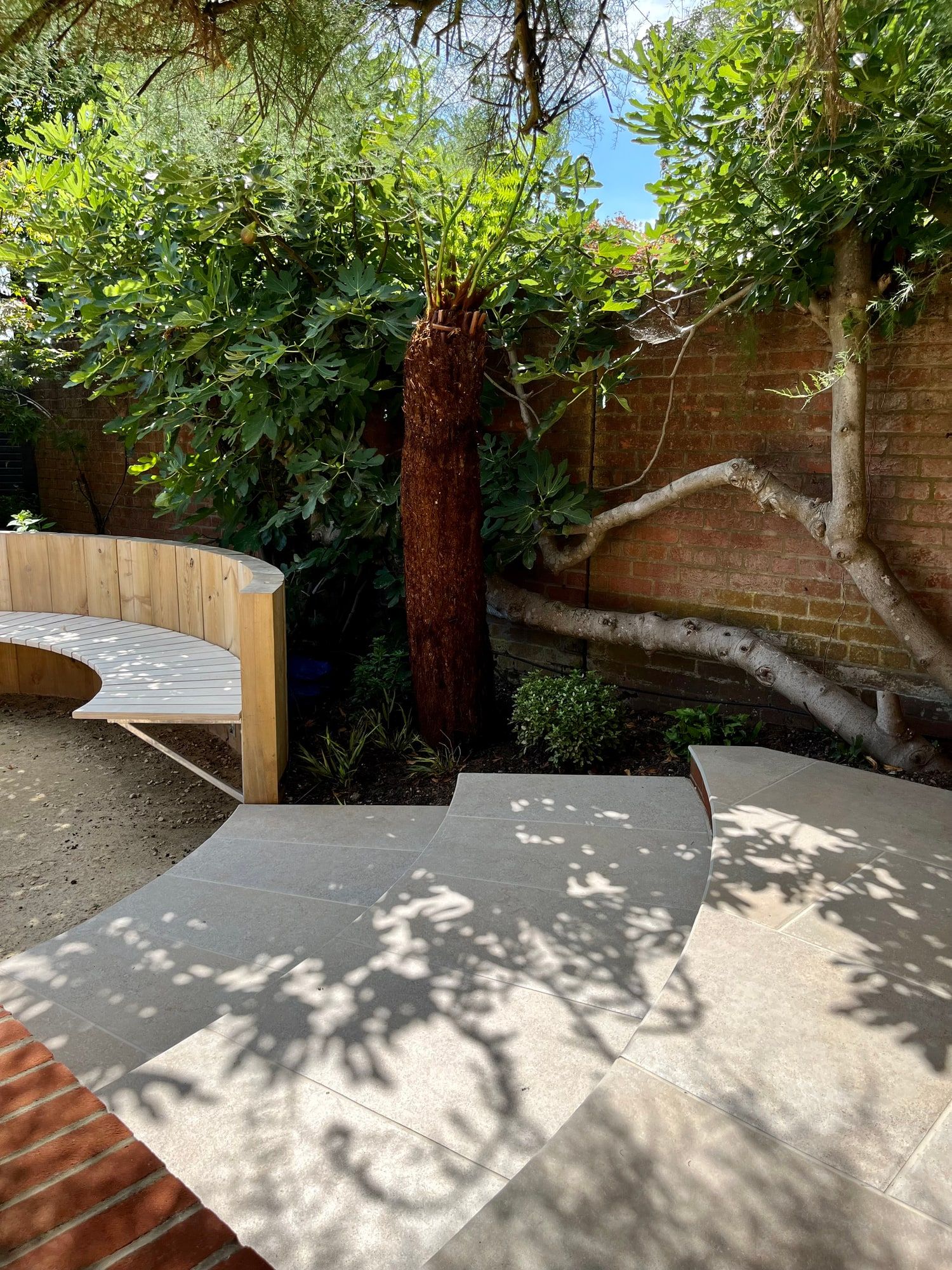 Portswood garden by Your Gardens — photograph 2 of 5